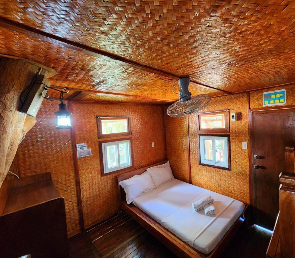 Uno Dus Tourist Inn Itaytay 外观 照片